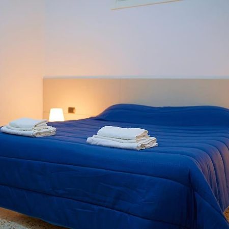 Mille Guest House Bari Bagian luar foto