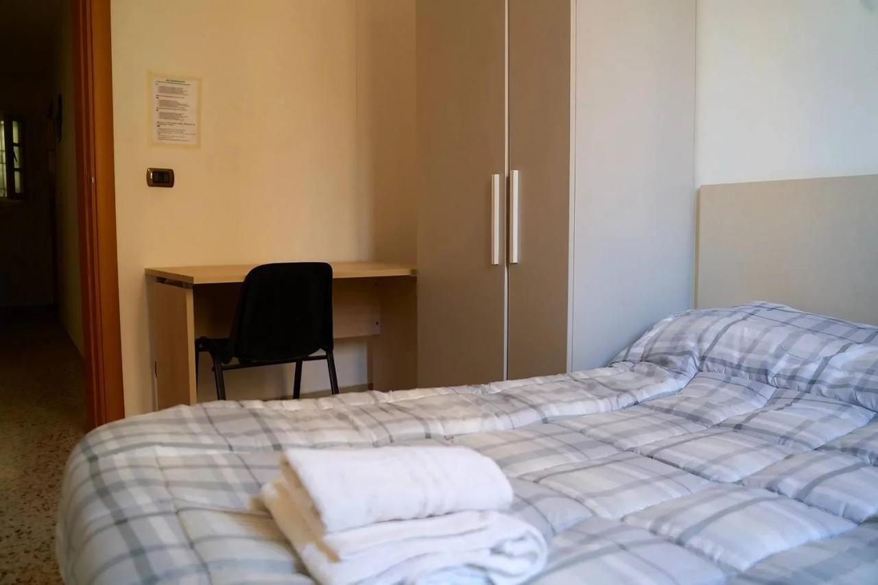 Mille Guest House Bari Bagian luar foto